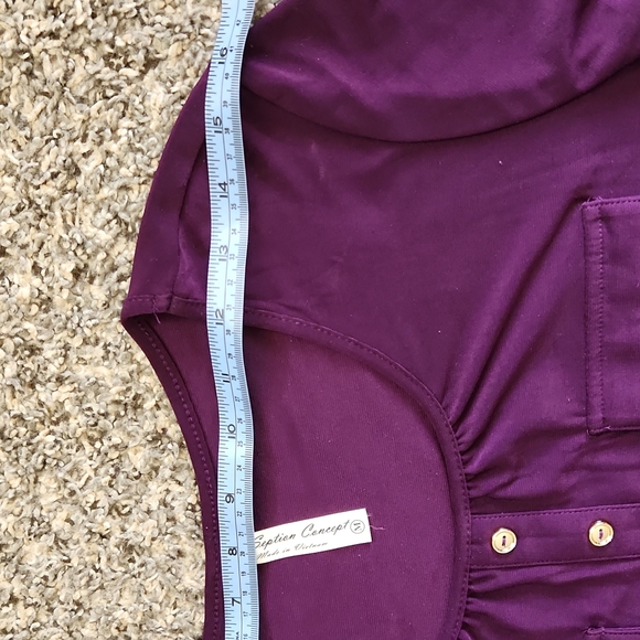 Plum blouse, sz M - Picture 6 of 12